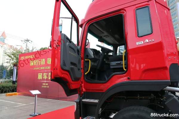 JAC Gallop A5X Heavy Truck 245 hp 6X2(8 wheels) Cargo Truck Chassis (Mid-lift) Cab (1) | 86Trucks