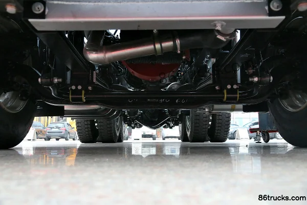 JAC Gallop K3 camion lourd 430 ch 6X4(10 roues) tracteur routier Châssis (2) | 86Trucks