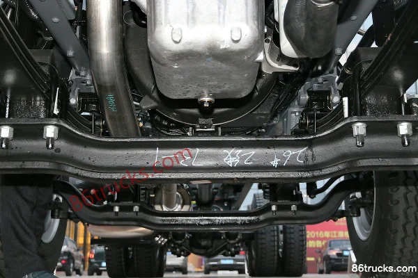 JAC Gallop K5 camion lourd 310 ch 8X4(12 roues) châssis de camion porteur (1) | 86Trucks