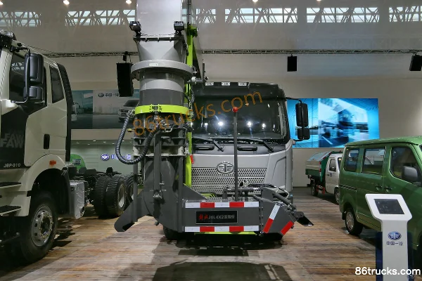 FAW Jiefang J6L 220 hp 4X2(6 wheels) Snow Removal Truck Exterior (2) | 86Trucks