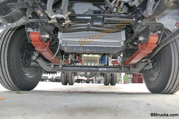 Tangjun Ouling Série T1 82 ch 4X2(6 roues) Châssis de camion léger à cabine simple 3,7 m (1) | 86Trucks