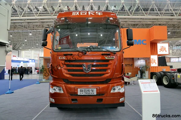 Union Truck V340 Heavy Truck 2015 Model 340hp 6X2(8 wheels) Tractor Truck Exterior (2) | 86Trucks