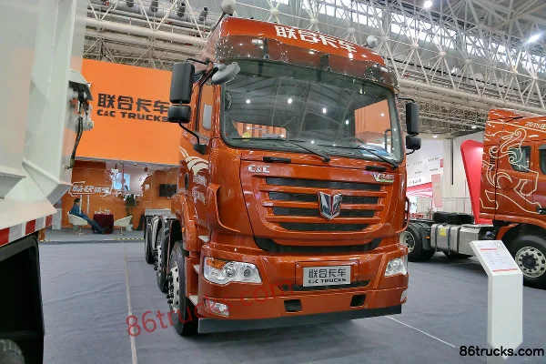 Union Truck V380 Heavy Truck 380 hp 6X2(8 wheels) Tractor Truck Exterior