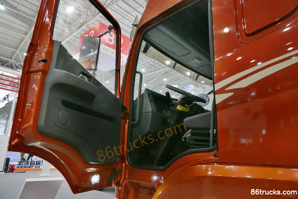 Union Truck V340 Heavy Truck 2015 Model 340hp 6X2(8 wheels) Tractor Truck Cab (2) | 86Trucks