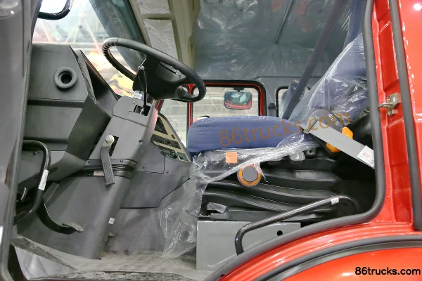 Sinotruk Haohan J5G 310 ch tracteur routier 4X2(6 roues) Cabine (2) | 86Trucks