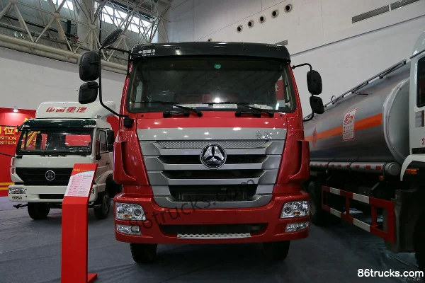 Sinotruk Hohan J7B 310 hp 8X4(12 wheels) dump truck chassis Exterior (2) | 86Trucks