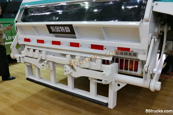 Dongfeng Teshang 210 ch 4X2(6 roues) camion à ordures (compaction) (EQ5162ZYSS5) Châssis (1) | 86Trucks