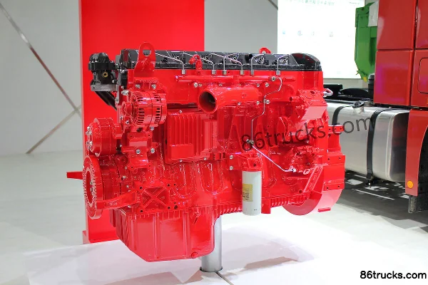 Foton ISGe5-380 380 hp 12L China V Diesel Engine Exterior