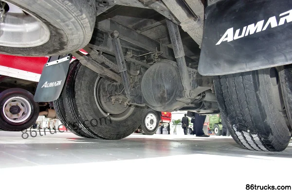 Foton Aumark S1 156 ch 4X2(6 roues) fourgon 4,14 m monoplace Châssis (3) | 86Trucks