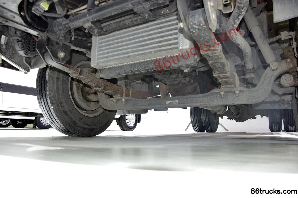 Foton Aumark S1 156 ch 4X2(6 roues) fourgon 4,14 m monoplace Châssis (2) | 86Trucks