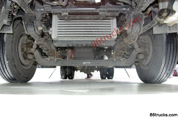 Foton Aumark S1 156 ch 4X2(6 roues) fourgon 4,14 m monoplace Châssis (1) | 86Trucks
