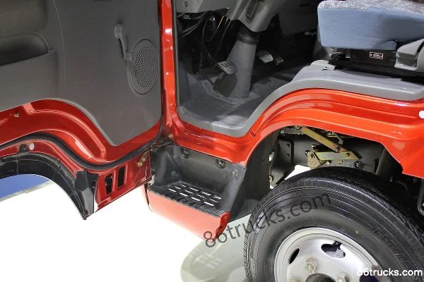 Foton Aumark 3 Series 150 hp 4X2(6 roues) 4.165m Single Row Van Light Truck Cabine (3) | 86Trucks