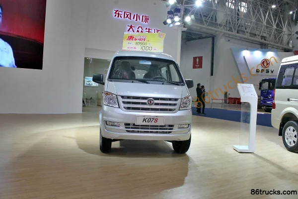 Dongfeng K07S 2016 Practical 88hp 1.2L Van Exterior (2) | 86Trucks