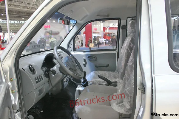 Dongfeng C32 version standard 1.5L 112 ch 4X2(6 roues) essence 2,26 m micro camion plateau double cabine (2) | 86Trucks