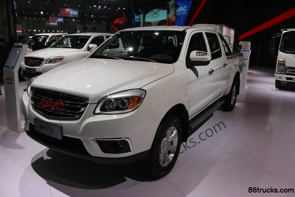 JAC T6 Aggressive 2.8L Diesel Pickup (Long Wheelbase) Cab (3) | 86Trucks