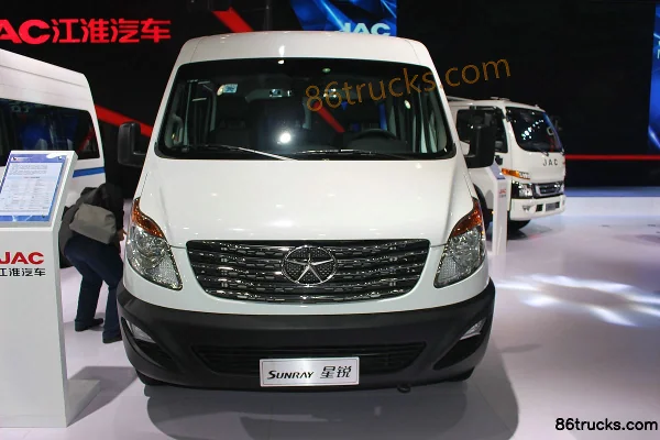 JAC Star 4 Series Logistics 139hp Enclosed Van Truck Exterior (2) | 86Trucks