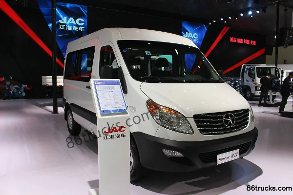 JAC Star 4 Series Logistics 139hp Enclosed Van Truck Exterior
