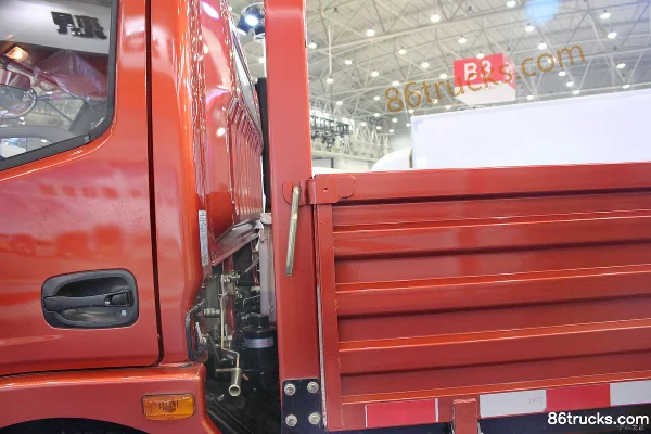 Dongfeng Kaipute C380 141 ch 4X2(6 roues) camion léger à plateau 5,2 m cabine simple Carrosserie (2) | 86Trucks