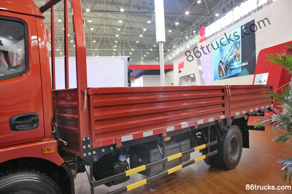 Dongfeng Kaipute C380 141 ch 4X2(6 roues) camion léger à plateau 5,2 m cabine simple Carrosserie (1) | 86Trucks