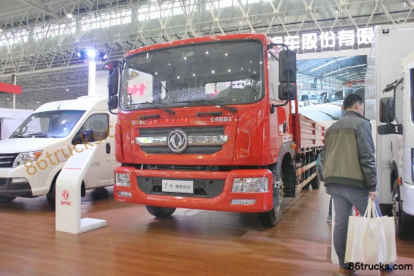 Dongfeng Duolika D9 camion moyen 170 ch 4X2(6 roues) camion porteur plateau Extérieur (2) | 86Trucks