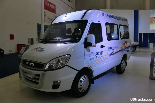 IVECO Power Daily Édition Prestige A32 127 ch double cabine fourgon fermé Extérieur (3) | 86Trucks