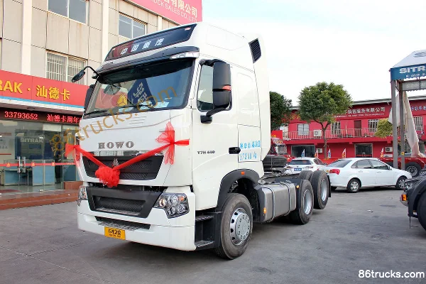 Sinotruk HOWO T7H Heavy Truck 440hp 6X2R Tractor Truck (Retarder) Exterior (3) | 86Trucks