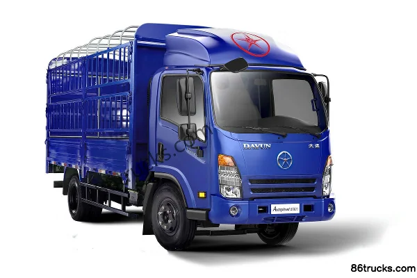 Dayun Aopuli 115hp 4X2(6 wheels) 4.12m Single-row Stake Light Truck Exterior (3) | 86Trucks