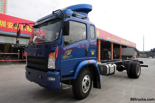 Sinotruk HOWO Tongshuai Medium Truck 168hp 4X2(6 wheels) 4700mm Wheelbase Cargo Truck Chassis Exterior (3) | 86Trucks