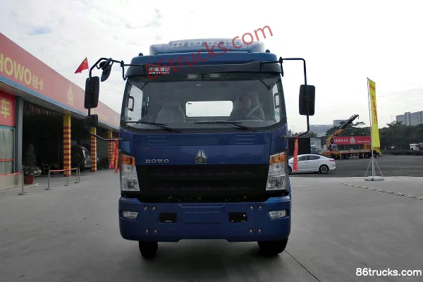 Sinotruk HOWO Tongshuai Medium Truck 168hp 4X2(6 wheels) 4700mm Wheelbase Cargo Truck Chassis Exterior (2) | 86Trucks