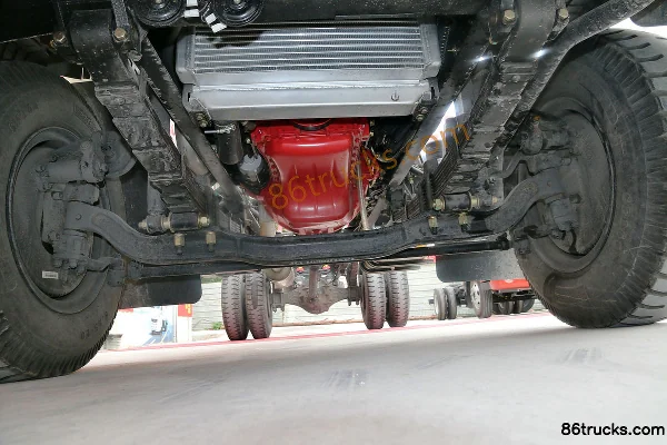 Dayun Aopuli 137 hp 4X2(6 wheels) 3.28m semi-sleeper van light truck Chassis (1) | 86Trucks