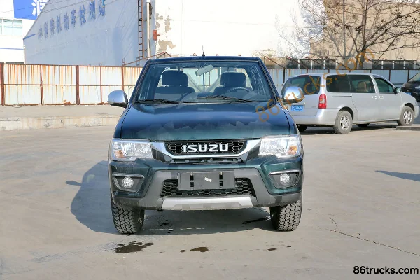 Isuzu TF 2.8L diesel 4x4(6 roues) double cab pickup Cabine (2) | 86Trucks
