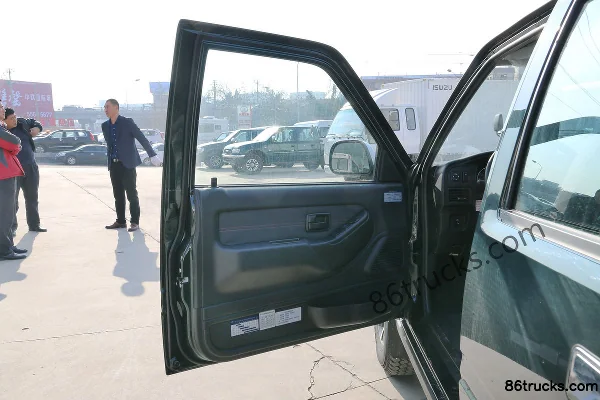 Isuzu TF 2.8L diesel 4x4(6 roues) double cab pickup Châssis (3) | 86Trucks