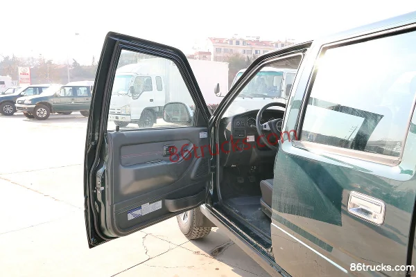Isuzu TF 2.8L diesel 4x4(6 roues) double cab pickup Châssis (1) | 86Trucks