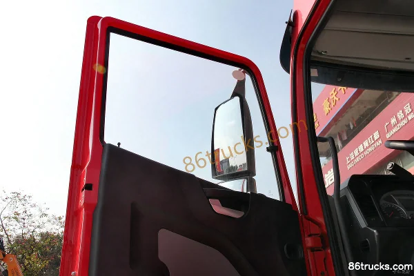 SAIC Hongyan Jieka C100 Heavy Truck 350hp 6X2(8 wheels) Tractor Truck Cab (2) | 86Trucks
