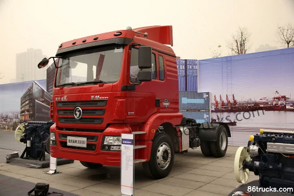 SHACMAN Delong New M3000 336 hp 4X2(6 wheels) Tractor Truck Exterior (3) | 86Trucks