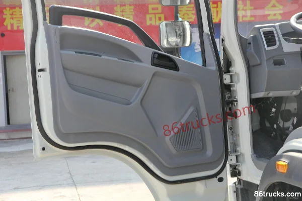 Sinotruk HOWO Tongshuai 129 ch 4X2(6 roues) fourgon léger 4,2 m à cabine simple (3) | 86Trucks