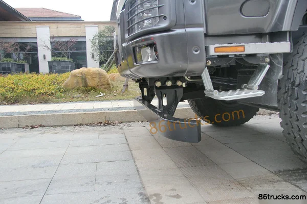 Dongfeng Commercial Vehicle Tianlong KC Heavy Truck 350 hp 6X4(10 wheels) 6m Dump Truck Chassis (1) | 86Trucks