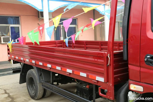Feidi A2 Series 95 hp 4X2(6 wheels) 4.2m Single-row Flatbed Light Truck Body (1) | 86Trucks