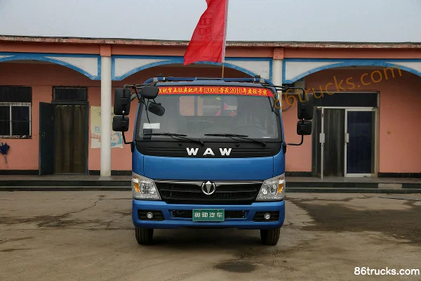 Feidi D3 Series 124 hp 4X2(6 wheels) 4.2m Single Row Flatbed Light Truck Exterior (2) | 86Trucks