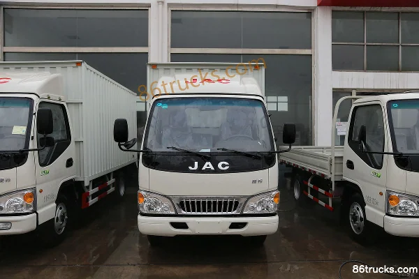 JAC Kangling 28 Narrow Body 73 hp 4X2(6 wheels) 3.7m Single Row Van Light Truck Exterior (2) | 86Trucks