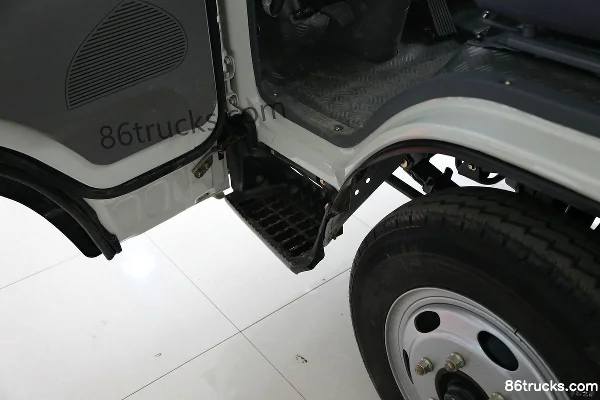 JAC Kangling 28 narrow cab 82 hp 4X2(6 wheels) 3.7m single-row flatbed light truck (JAC engine) (3) | 86Trucks