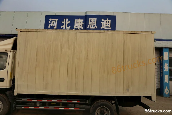 Kama Fuyunlai 87 hp 4X2(6 wheels) 4.2m Single-row Van Light Truck Body (2) | 86Trucks