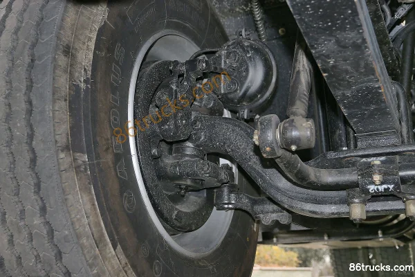 Dongfeng Yu Long camion lourd 460 ch 6X4(10 roues) tracteur routier (EQ4250GLV) Châssis (2) | 86Trucks