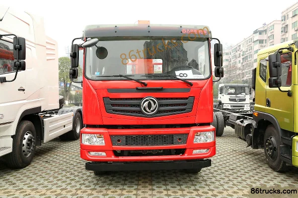 Dongfeng Dongfeng Yulong truck-mounted crane