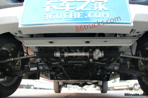 Foton V5 86 ch 1.2L fourgon fermé (version standard) Châssis (2) | 86Trucks