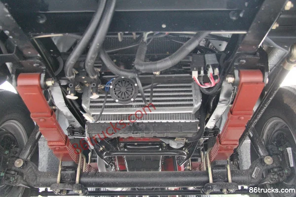 Tangjun Ouling Xiaobaoma 68 ch 4X2(6 roues) camion benne double cabine 2,515 m Châssis (2) | 86Trucks