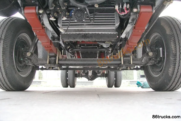 Tangjun Ouling Xiaobaoma 68 ch 4X2(6 roues) camion benne double cabine 2,515 m Châssis (1) | 86Trucks