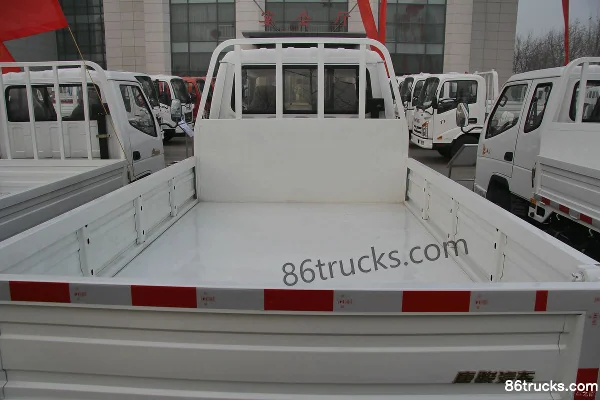 Tangjun Ouling Xiaobaoma 68 ch 4X2(6 roues) camion benne double cabine 2,515 m Carrosserie (1) | 86Trucks