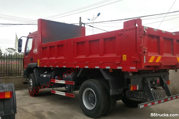 Dongfeng Liuqi Chenglong 200hp 4X2(6 wheels) 4.7m Dump Truck (Ratio: 5.45) Exterior (2) | 86Trucks