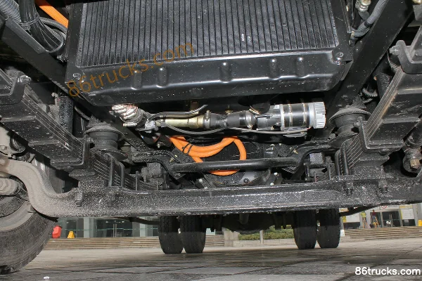 FAW Jiefang Hu VH 68hp 4X2(6 wheels) Electric Barrel Garbage Truck (Yuanda Brand) Chassis (1) | 86Trucks